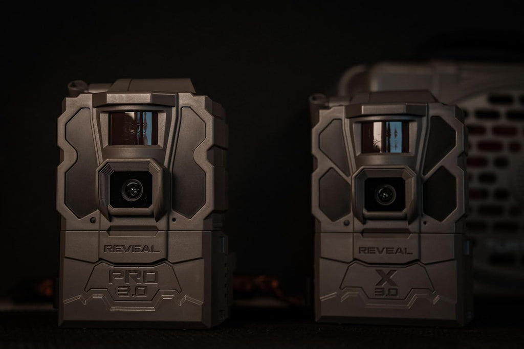 TACTACAM Reveal Pro 3.0 Cellular Trail Camera - Multi-Cellular Network, GPS, 2" LCD, No-Glow IR, Wi-Fi Enabled, HD Photos & 1080p Videos, Long Battery Life + Reveal Solar Panel and 32GB SD Card